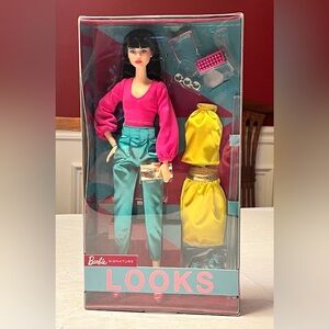 Barbie Signature Looks Doll - Model #19